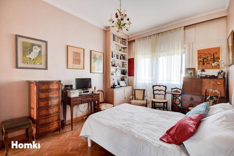 Appartement - 104 m² - 4 pièces