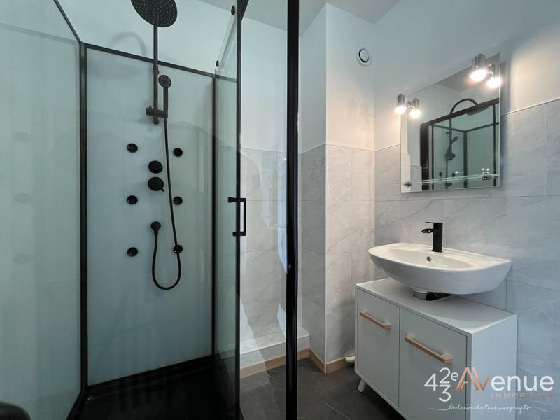 Appartement - 65 m² - 3 pièces