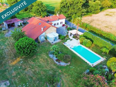 Maison - 347 m² - 16 pièces