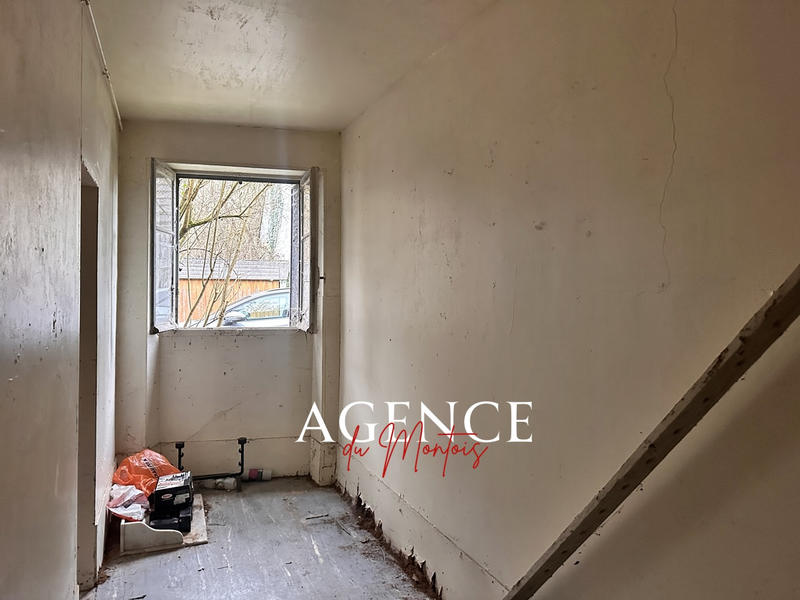 Maison - 169 m² - 10 pièces