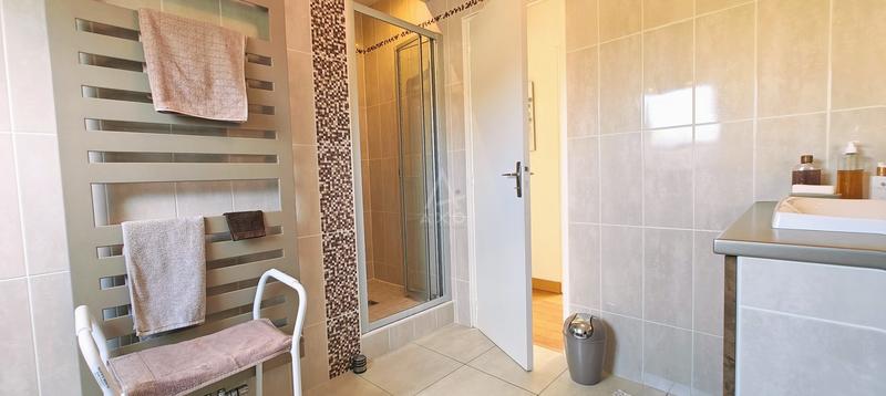 Maison contemporaine - 140 m² - 6 pièces