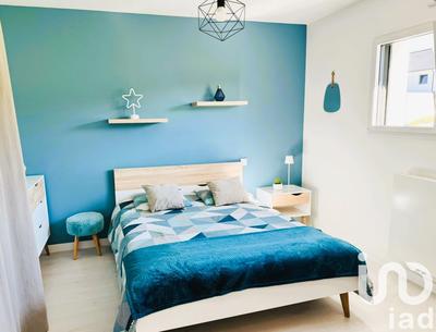 Maison - 200 m² - 8 pièces