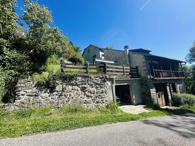 Maison - 98 m² - 4 pièces