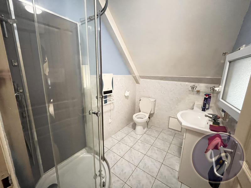 Maison traditionnelle - 82 m² - 4 pièces