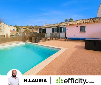 Maison - 90 m² - 4 pièces