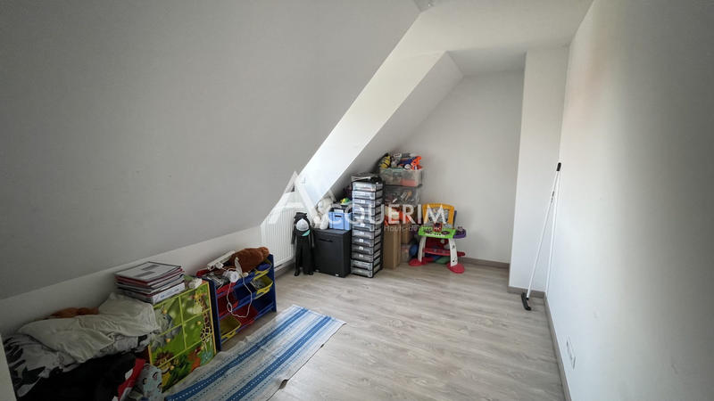 Villa - 96 m² - 5 pièces