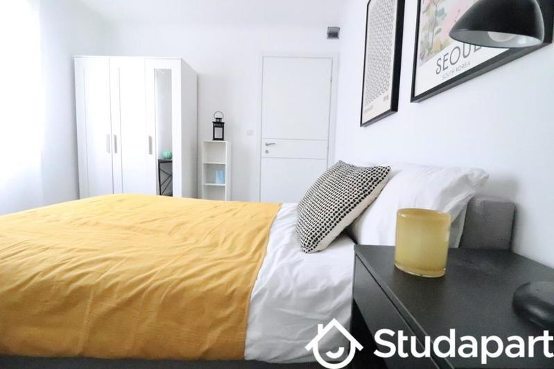 Chambre - 10 m² - 1 pièce