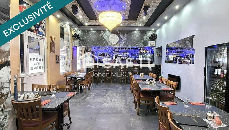 Local commercial - 200 m² - 4 pièces