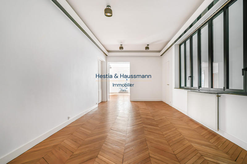 Appartement - 248 m² - 6 pièces