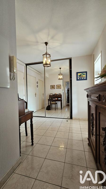 Appartement - 98 m² - 4 pièces