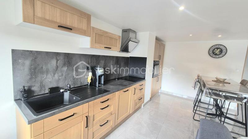 Appartement - 64 m² - 3 pièces