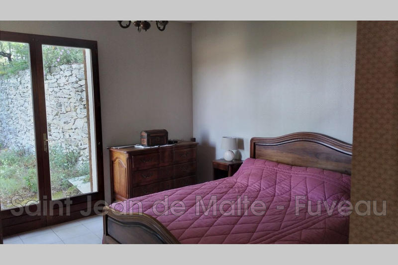 Maison - 190 m² - 8 pièces