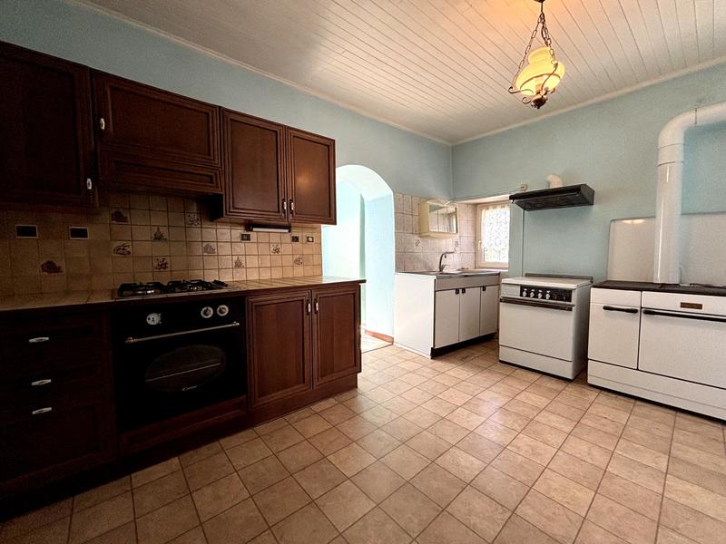 Maison traditionnelle - 142 m² - 7 pièces