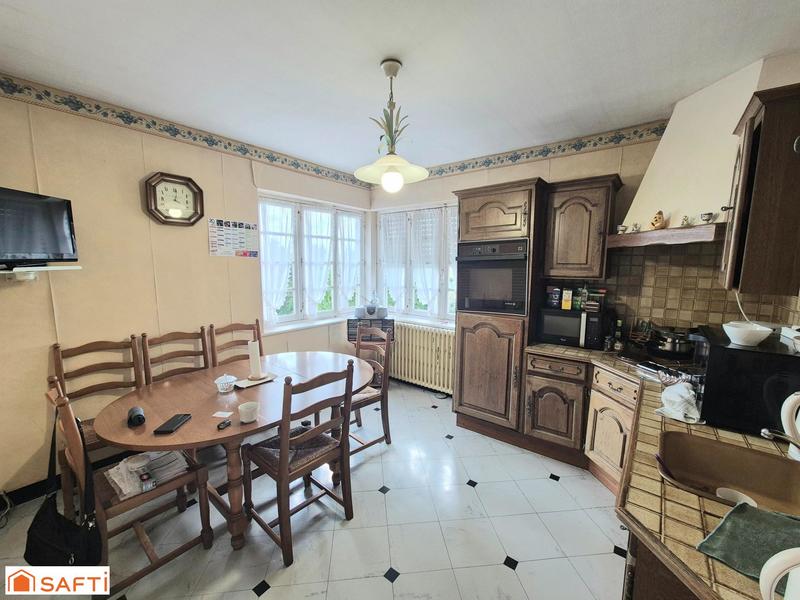 Maison - 98 m² - 6 pièces