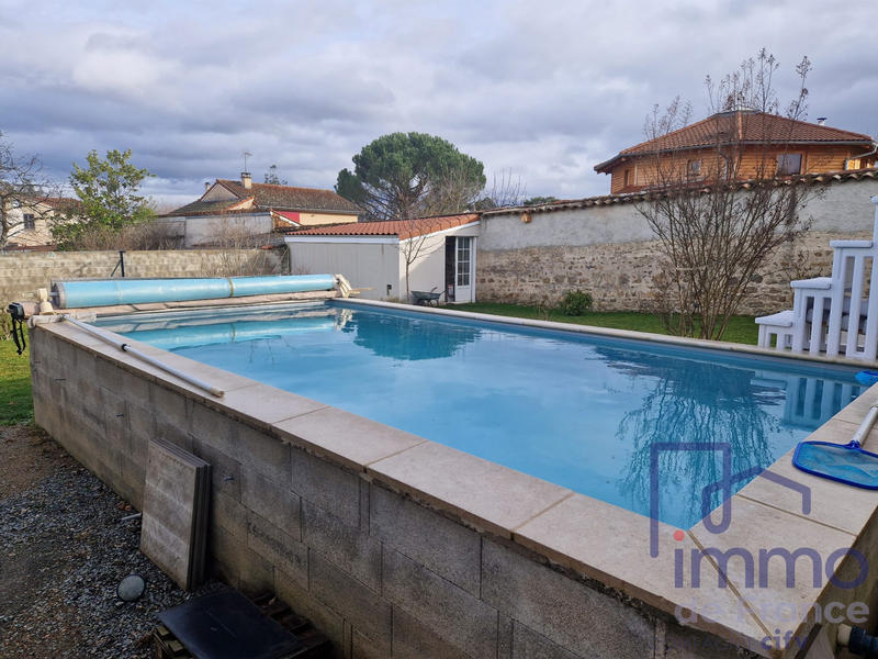 Villa - 120 m² - 4 pièces