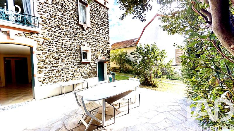 Maison - 156 m² - 7 pièces