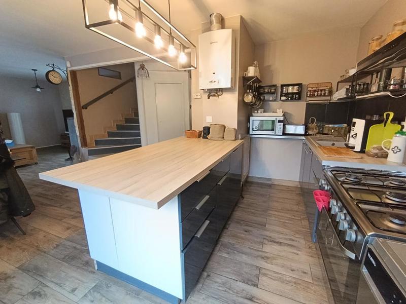 Maison - 105 m² - 6 pièces