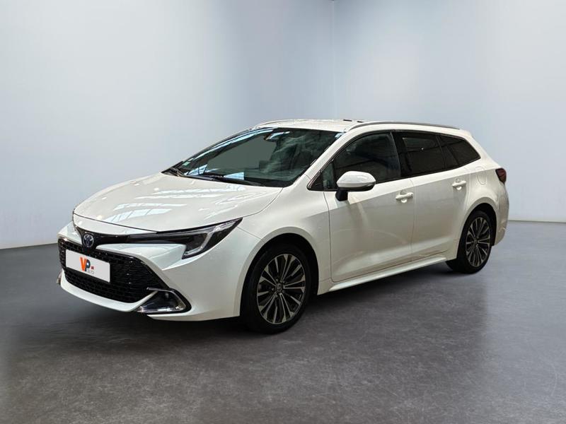 Toyota corolla touring sports Hybride 196ch Design