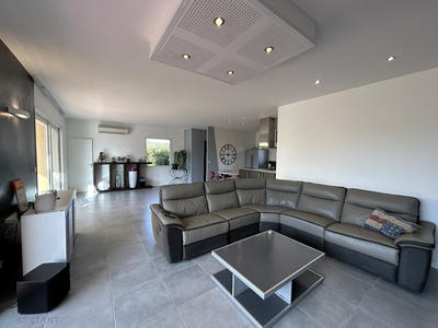 Maison - 120 m² - 6 pièces