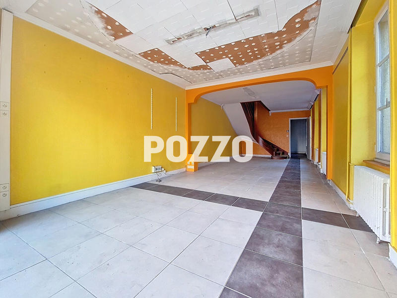 Local commercial - 120 m² - 7 pièces