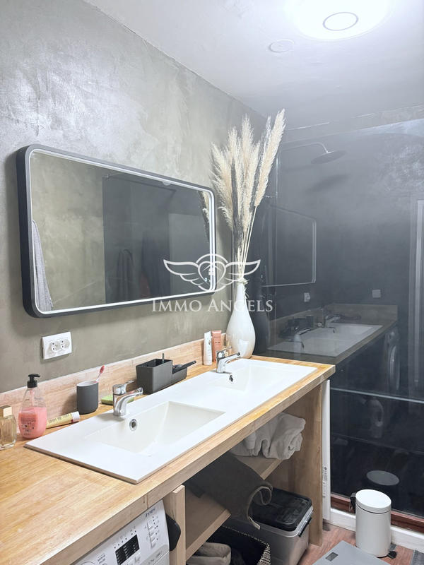 Appartement - 87 m² - 3 pièces