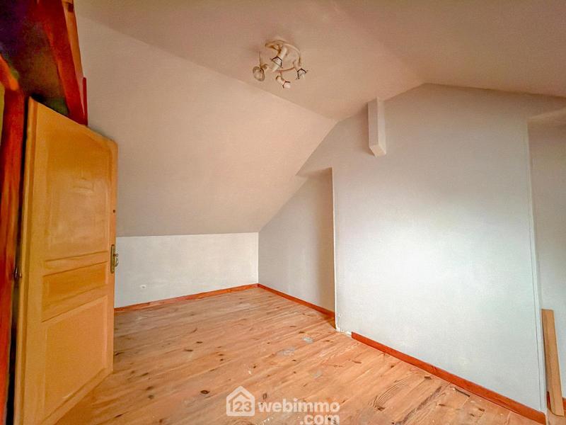 Maison - 165 m² - 8 pièces