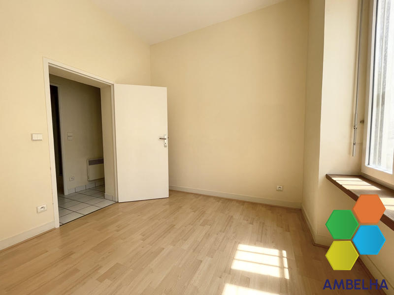 Appartement - 90 m² - 4 pièces