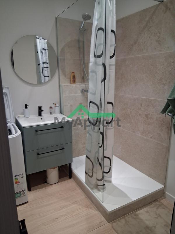 Appartement - 60 m² - 3 pièces