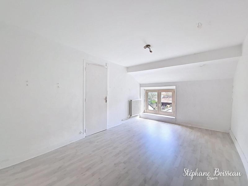 Maison - 107 m² - 5 pièces
