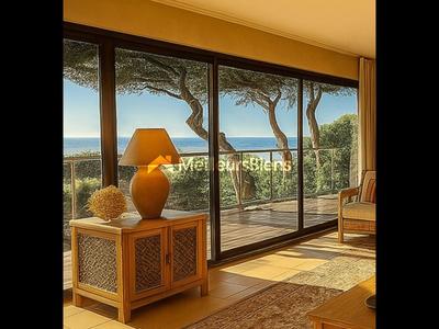 Appartement - 82 m² - 3 pièces