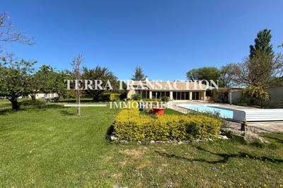 Villa - 174 m² - 6 pièces