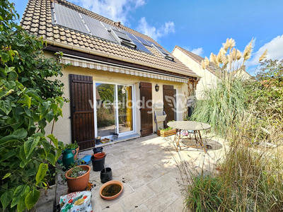 Maison - 95 m² - 6 pièces