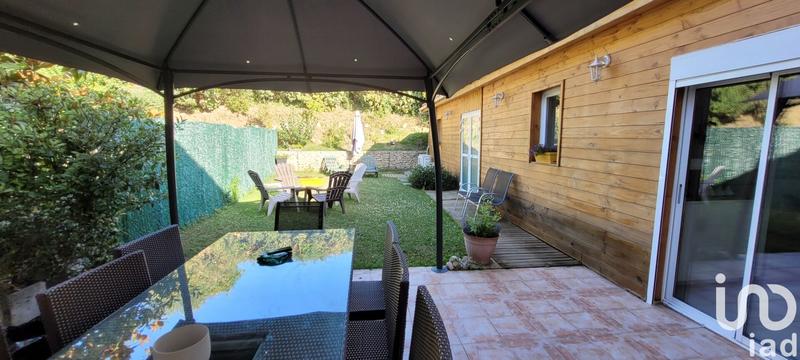 Maison - 260 m² - 11 pièces