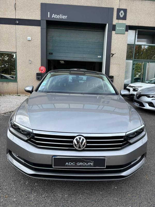 Volkswagen Passat Berline 1.4 Tsi 16v Bmt Dsg7 150 cv Boîte auto