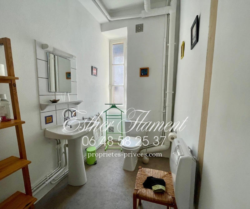 Maison - 337 m² - 9 pièces