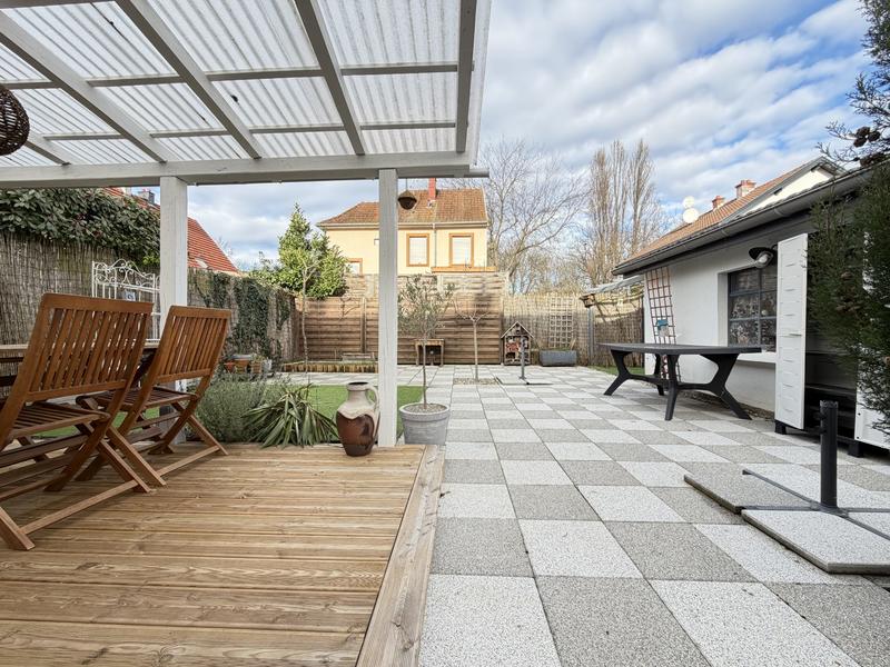 Maison - 85 m² - 4 pièces