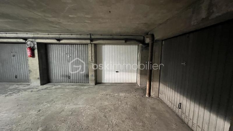 Bureau - 104 m² - 1 pièce