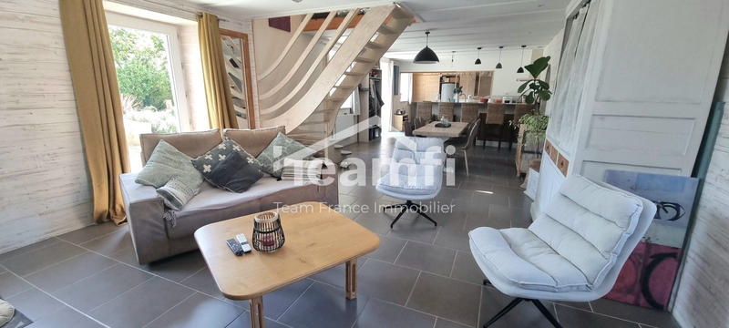 Maison - 114 m² - 3 pièces