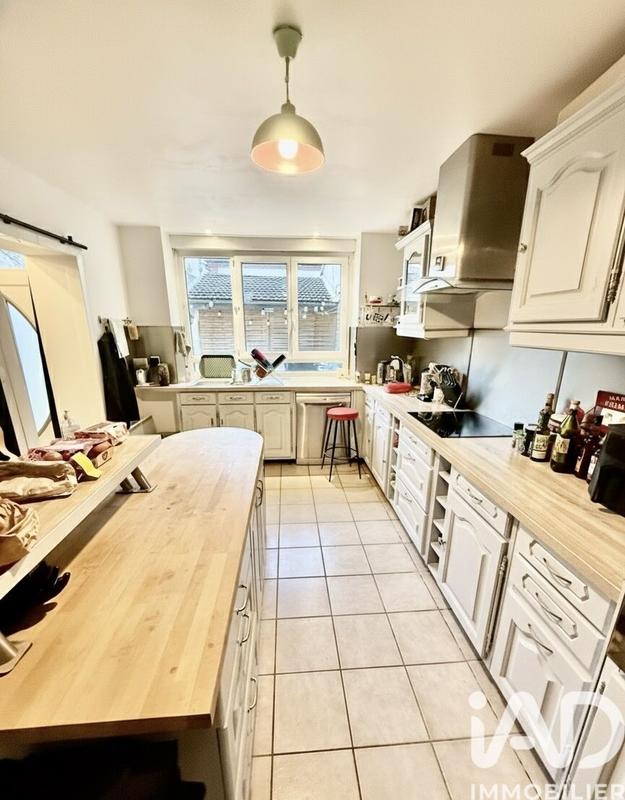 Maison - 95 m² - 3 pièces