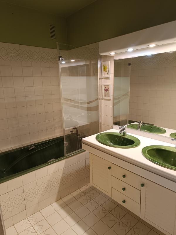 Appartement - 98 m² - 5 pièces