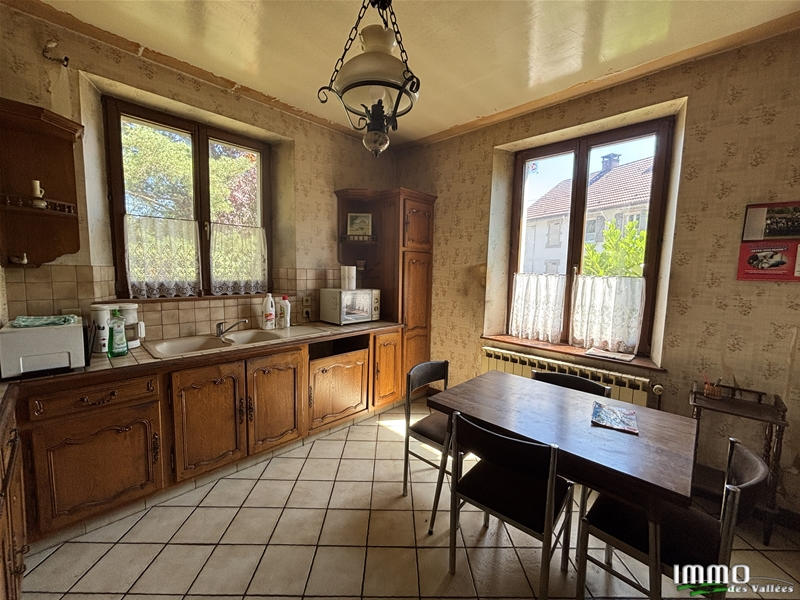 Maison - 122 m² - 7 pièces