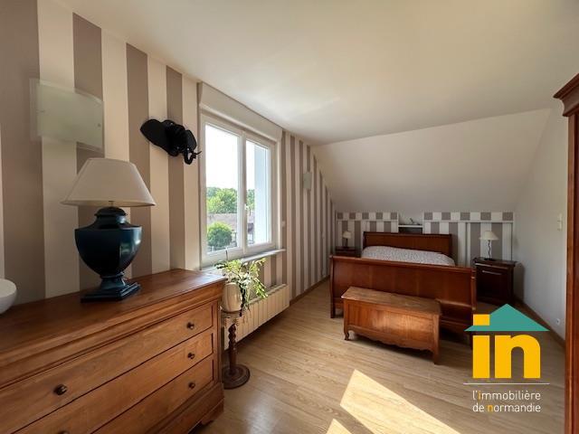 Maison de ville - 145 m² - 5 pièces