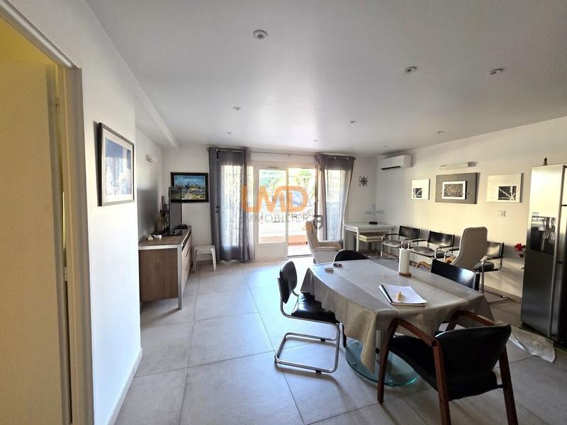 Appartement - 77 m² - 4 pièces