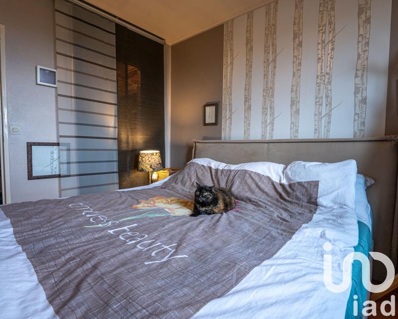 Appartement - 85 m² - 5 pièces