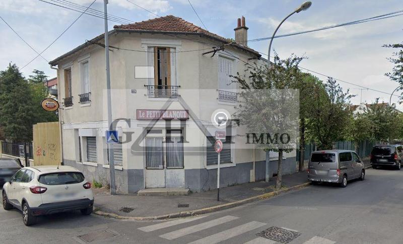Local commercial - 204 m² - 3 pièces
