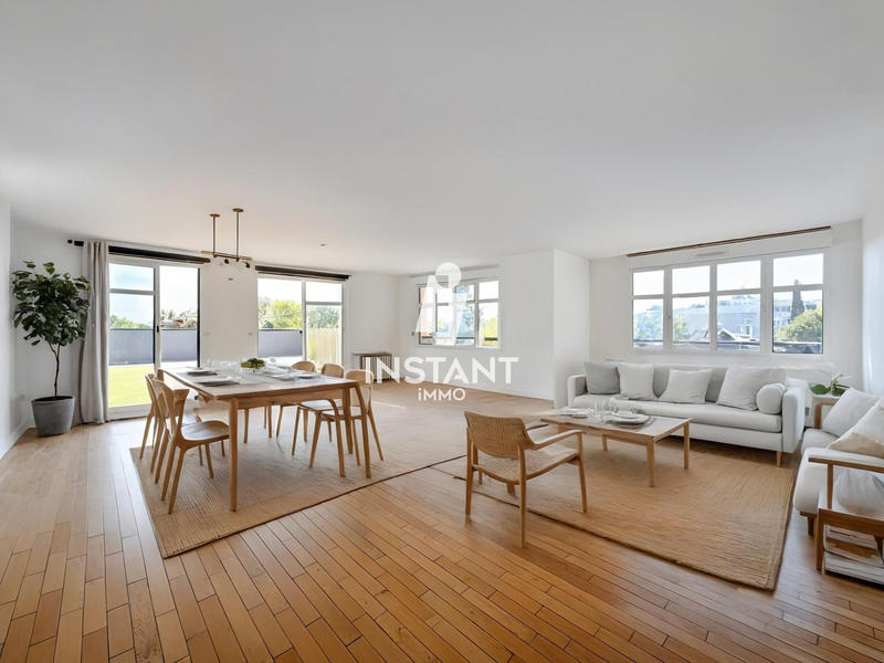 Appartement - 120 m² - 6 pièces