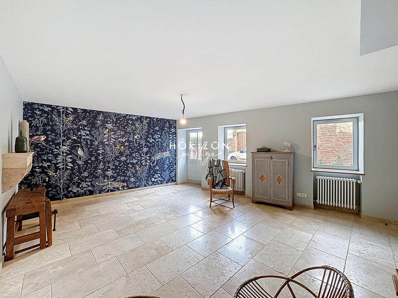 Maison ancienne - 205 m² - 8 pièces