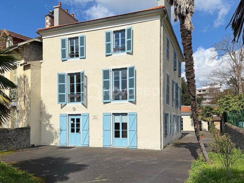 Bureau - 398 m² - 15 pièces