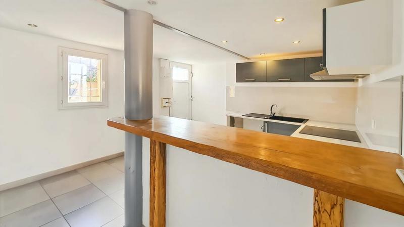 Maison - 204 m² - 5 pièces