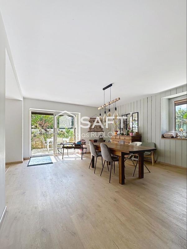 Maison - 227 m² - 8 pièces